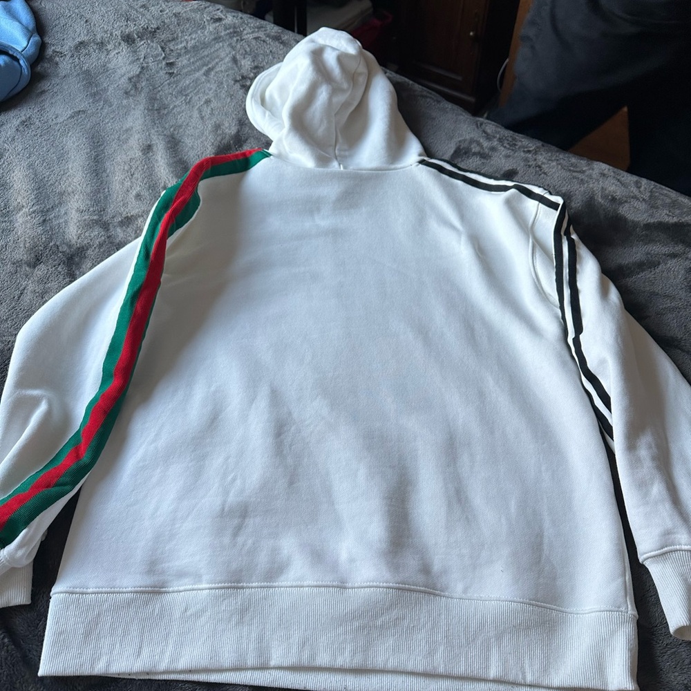 copy Sweater large excelente condition adidas collab